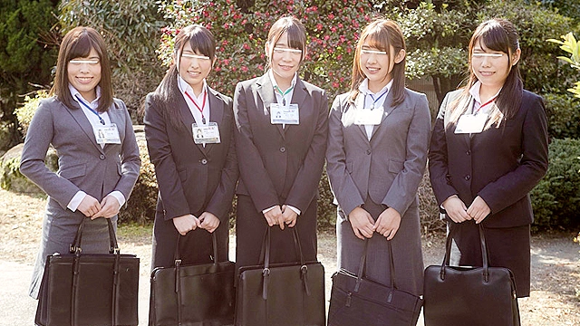 2018年度SOD新卒女子社員の皆さん タオル一枚男湯入ってみませんか？HARD MISSION！！ 入社直後の初々しい新卒女子社員5名が超羞恥AV撮影現場体験研修で全員挿入されちゃいました！