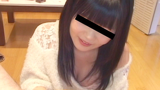 素人お姉さん！ボクのチンカスだらけの包茎チンポをフェラしてください！ VOL.3
