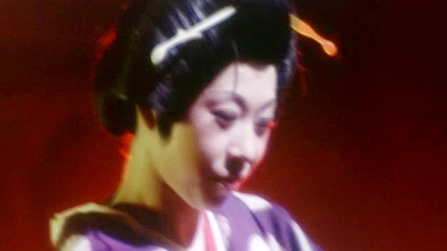 ドキュメントポルノ 女（ひも）紐