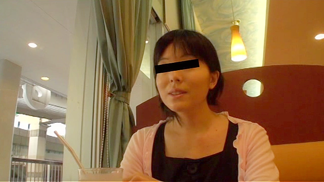 中出し熟女ナンパドキュメント 三人の素人熟女に膣内射精！熟女好き若者二人のナンパ録 in 池袋