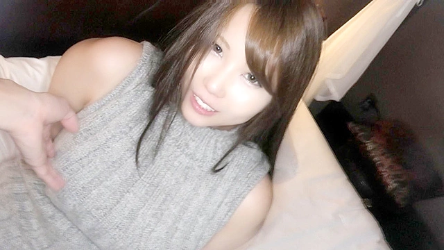 美人お姉さんの巨乳をベロベロに吸い尽くしてイチャイチャ生ハメした！