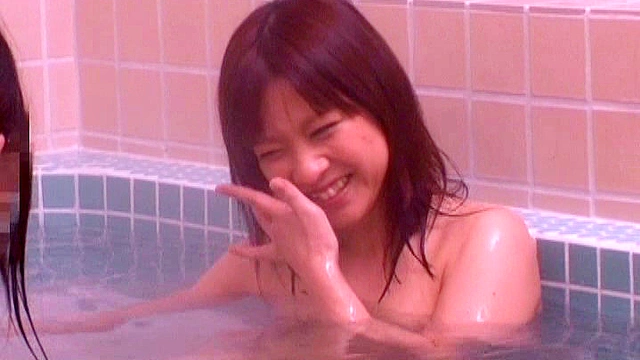 体育大学の学食で恥ずかしいほどイキ反りする軟体女子大生