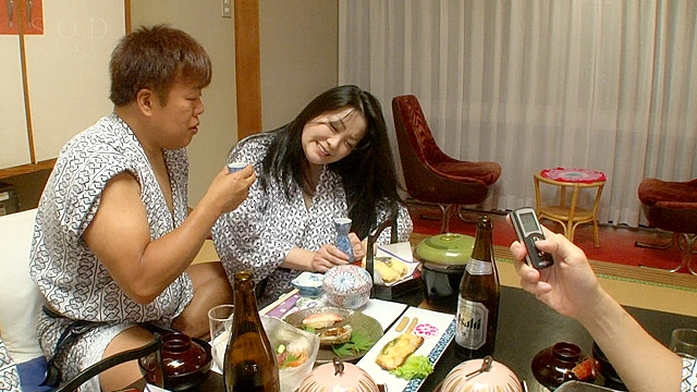 中出しいいなり温泉旅行 小向美奈子
