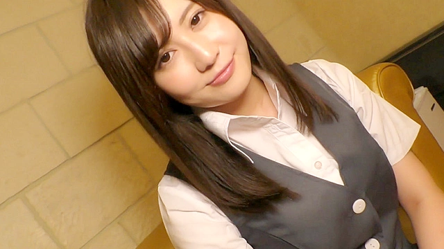【S級美女完全保証】ピンク乳首Eカップ白巨乳丸の内で働く素人OLお姉さんと制服パンスト着衣個人撮影！美乳パイズリ＆ねっとり飲み込むフェラに天才的指先手コキでフルボッキのオリジナルハメ撮り