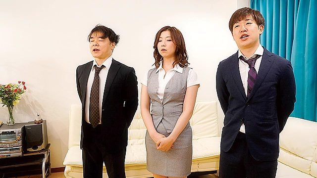 美人OLの勤める会社は朝から晩までセクハラ三昧！！ 加藤ツバキ