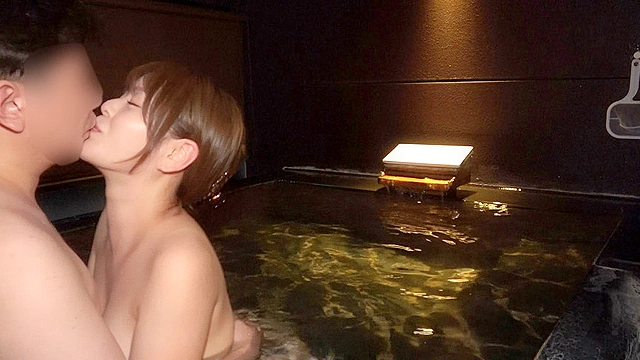 中出しイチャラブ温泉旅行 彩川ゆめ
