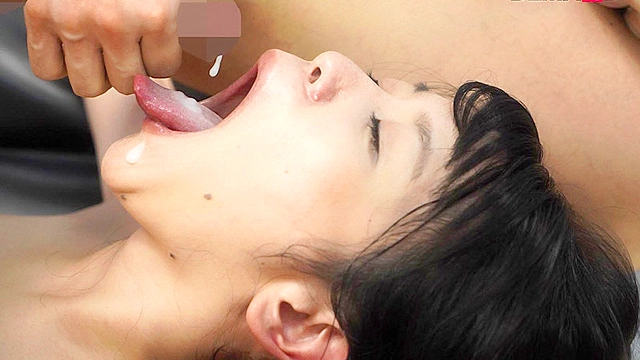 カワイイ顔してクレイジーな性態の激レア美女厳選！～ド変態さん大集合スペシャル！～ マジックミラー号
