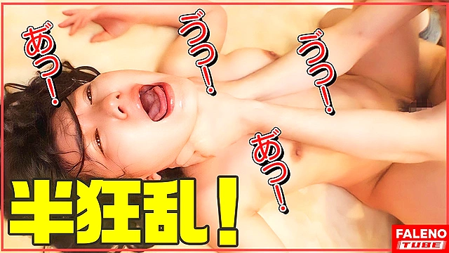 【新シリーズ始動】「女子旅ナンパ」改めリニューアルにて「上京ちゃん」シン始動の1人目から大暴走の逸材発掘！【大阪から来たナニワの性獣！】ぼっこぼこにしても物足りない！限界を作らない！強欲メンタル！【首絞め懇願！半狂乱で何度も絶頂アクメ！】頬を叩かれ泣き叫ぶ！【チ○ポをオ○コに挿れてください！チ○ポ足りないです！】容赦ない喉奥イラマで失禁するダラシナイおまん娘！【自ら喉奥までデカチンを咥え込む！】顔を赤くし涙を流す！【上京ちゃん01＠あかりちゃん（21歳／大学生）が毎度おさわがせします】