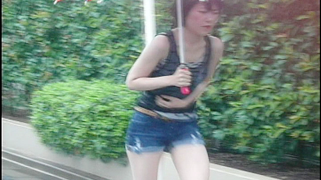 【ハプニング映像】トイレに間に合わずにウ○コ出ちゃった03 4名収録