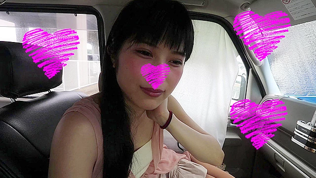 ザーメンマニアな京都美人才女の車内フェラで口内発射（柴咲アイネ）