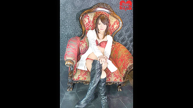 欲求不満な発情オトコの娘 立花なぎさ