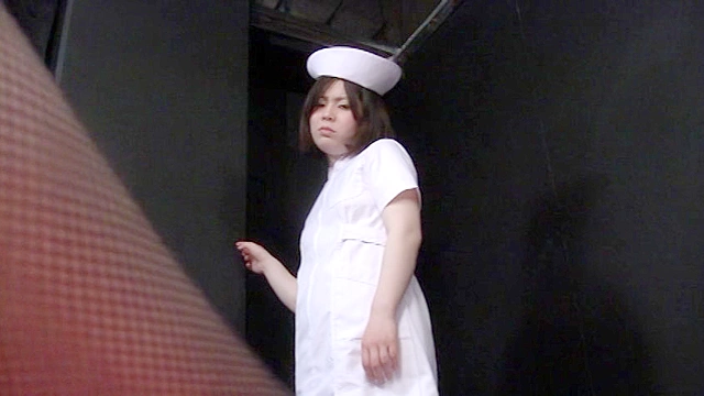 後輩糞いじめ へたれ男を美女のうんちで復讐！
