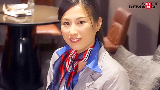 長良川の清流に育まれた穏やかさと透明感 間宮なつみ 33歳 AV DEBUT