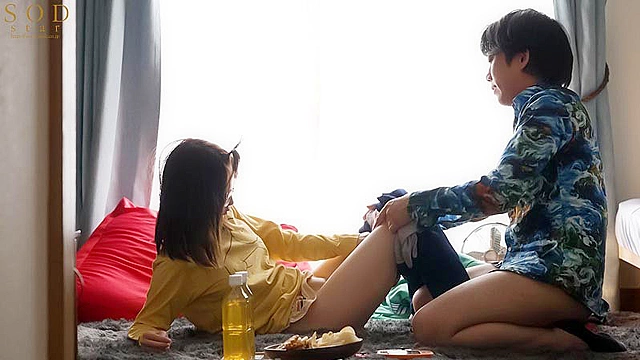 アラサー喪女ニート3 悪い男にナンパされた！ホスト風イケメンにホイホイついていったら、その仲間たちに干物マ×コをタライ回しにされちゃった。天宮花南