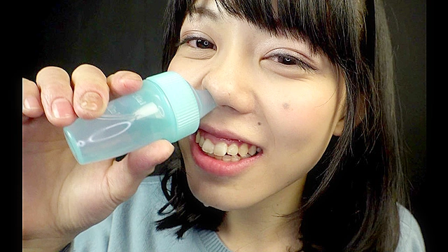 桜庭うれあちゃんの鼻観察＆大量鼻水くしゃみぶっかけ