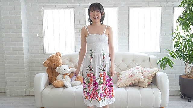 【足裏くすぐり】大人気女優 皆月ひかるチャンの足裏くすぐり攻め！