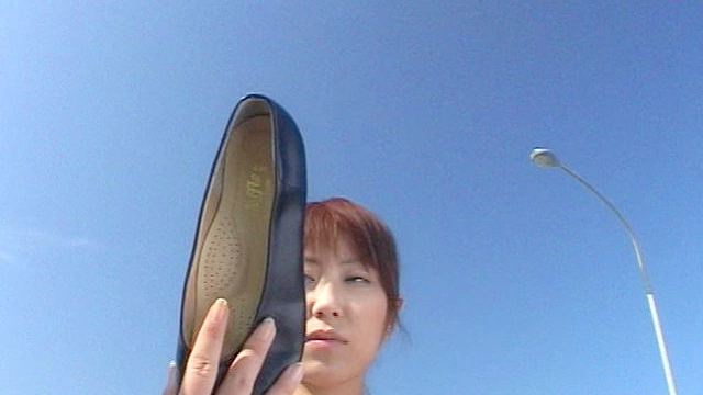 濡れる下着の女
