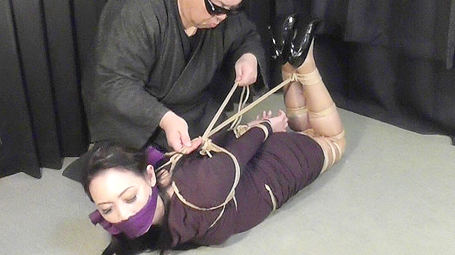 烏丸まどか - 熟女教師誘拐○禁 - 全篇