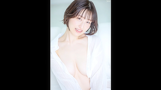 AVデビュー前の秘蔵映像公開！クールに見えてよく笑う！エッチ大好き高身長女子！綾瀬天