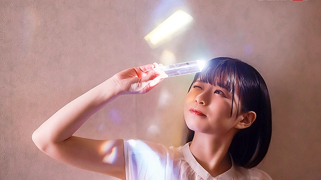 ぽやんとして素朴なむっつりスケベちゃん。 「大きいおちんちん挿れてみたいです…。」 妄想ばくはつレンタカー屋の道産子娘の赤面AVdebut 星宮こと