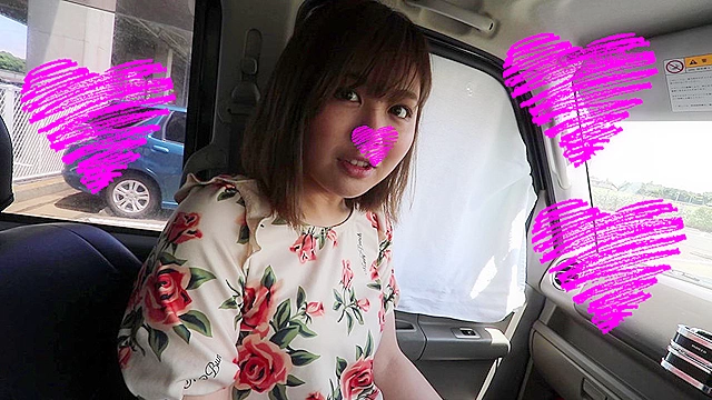 元サイ○リヤ店員の車内フェラで口内発射（葵）