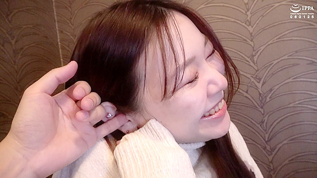 「くすぐり」超敏感人気女優 宮地桜由さんのくすぐり感度チェック！（1）