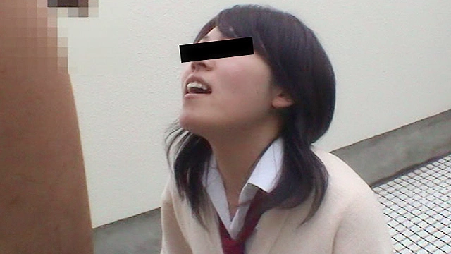投稿 飲尿・精飲娘 宏美21歳OL