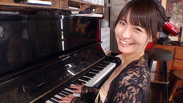 東條なつ ／ sweet smile