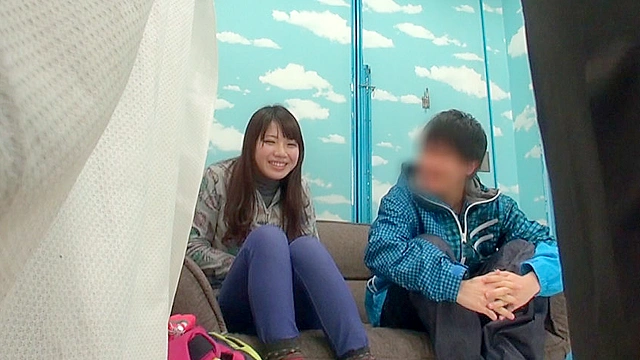 雪山で声をかけた恋人が欲しい一般男女がマジックミラー号でいきなりお見合い！出会って数分で「手を握り・見つめ合い・キスをしたら…」火がついて初対面即SEXまでするのか？3
