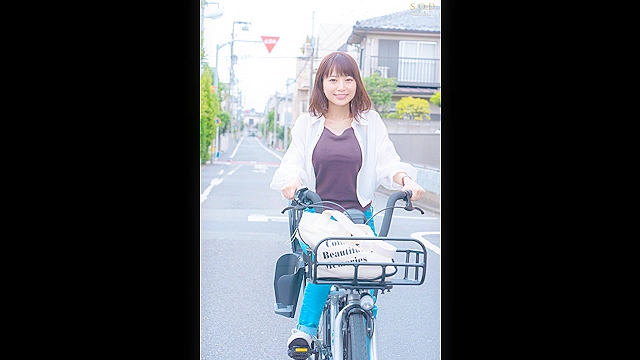 保育園に○○を送ってから迎えまでの8時間 長男のサッカースポ少のコーチと、不倫セックスしまくっている絶倫ママチャリ妻。 天宮花南