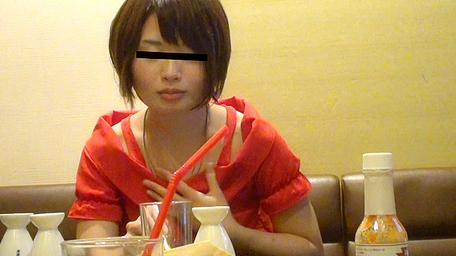 【Vol.2 美咲ちゃん編】 素人のゲロ（○っ払い～嘔吐まで）【自然嘔吐】
