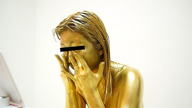 GOLD PAINT015
