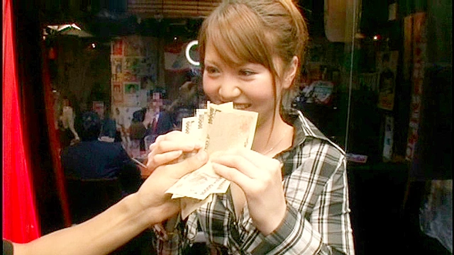 羞恥！彼氏連れ素人娘をマシンバイブでこっそり攻めまくれ！ 素人VSマシンバイブ 激安居酒屋にマジックミラー特設スタジオを設置 過去36人のアクメ娘を完全収録、そして新たに厳選美少女を4人撮り下ろした25SEX！8時間スペシャル！