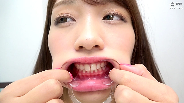 大人気女優 木下ひまりチャンの激レアのどちんこ＆歯観察！！！しゃっくりも！！！