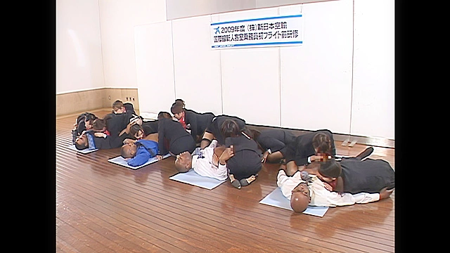 【 AI リマスター版 】2009年度国際線新人スチュワーデス 初フライト前デカチ○ポ研修