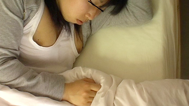看護師流出 入院患者の胸チラ○撮2