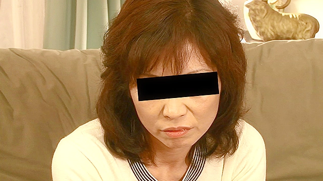 熟女に叱られたい願望 厳しく優しく睨まれながら