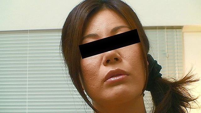 熟女に叱られたい願望 厳しく優しく睨まれながら
