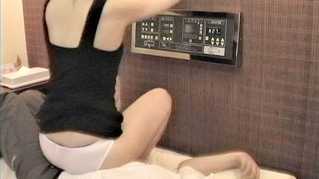 プライベートプレイ VOL.76 お姉さんの人間座布団