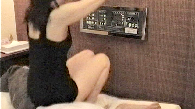 プライベートプレイ VOL.76 お姉さんの人間座布団