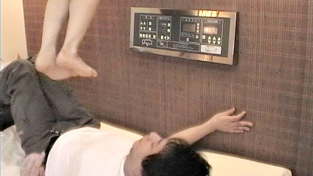 プライベートプレイ VOL.76 お姉さんの人間座布団
