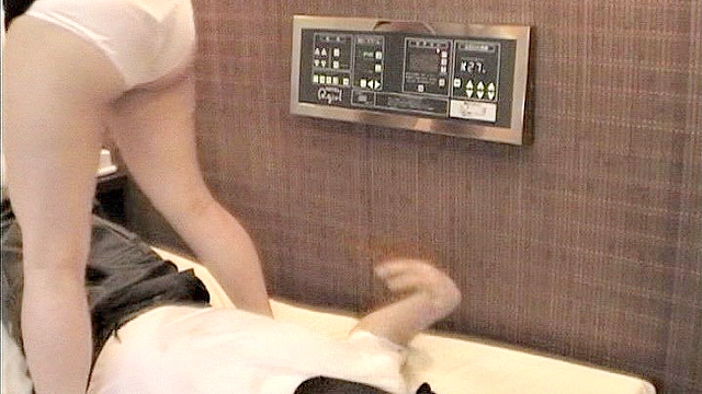 プライベートプレイ VOL.76 お姉さんの人間座布団