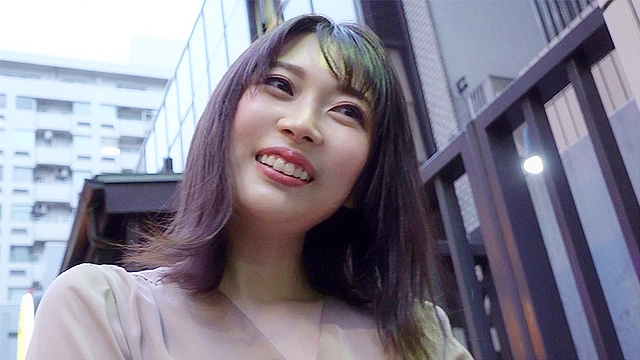 人妻ナンパ中出し不倫 2枚組8時間over