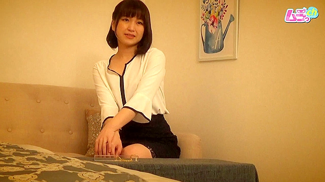 ホテル○撮 SNSで知り合った欲求不満なレスられ男女が、肉欲のまま溺れるW不倫セックス