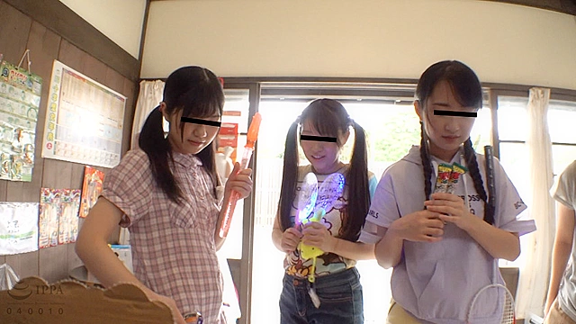 駄菓子屋おじさんとかくれんぼ