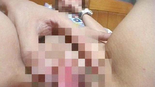素人投稿77人！！4時間 激撮マニアのモロモロSEX映像
