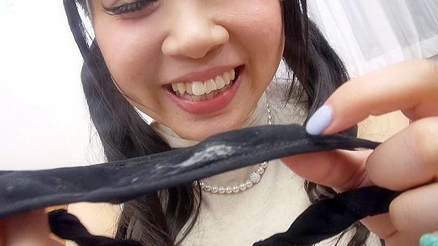 濃すぎるフェチシーンの圧縮汚れるレンズ！3人のむっちり巨乳娘のマンカス・マン汁たっぷり見せます！