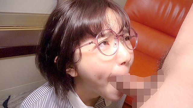 ふわふわJカップ爆乳就活生 ビバ！不純異性交遊 初愛ねんね