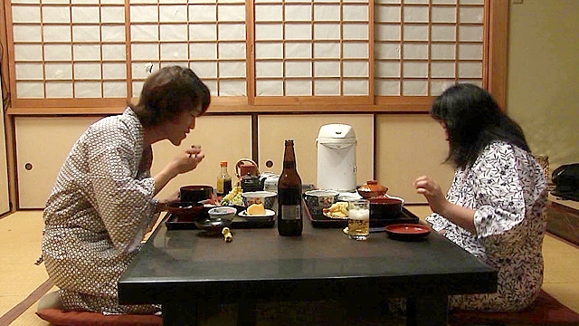 近親相姦スカトロドラマ 背徳の親子糞3 高坂真由子