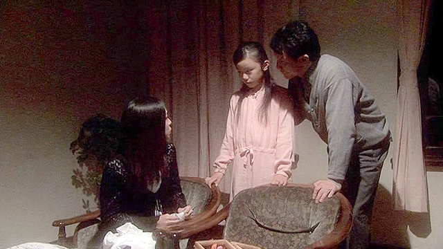 屋根裏の散歩者